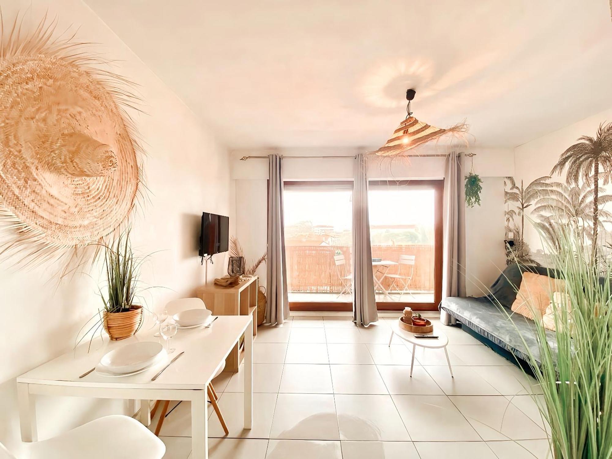Studio Calme Avec Parking Et Ascenseur -304- กาเนต์-อ็อง-รูสซียง ภายนอก รูปภาพ